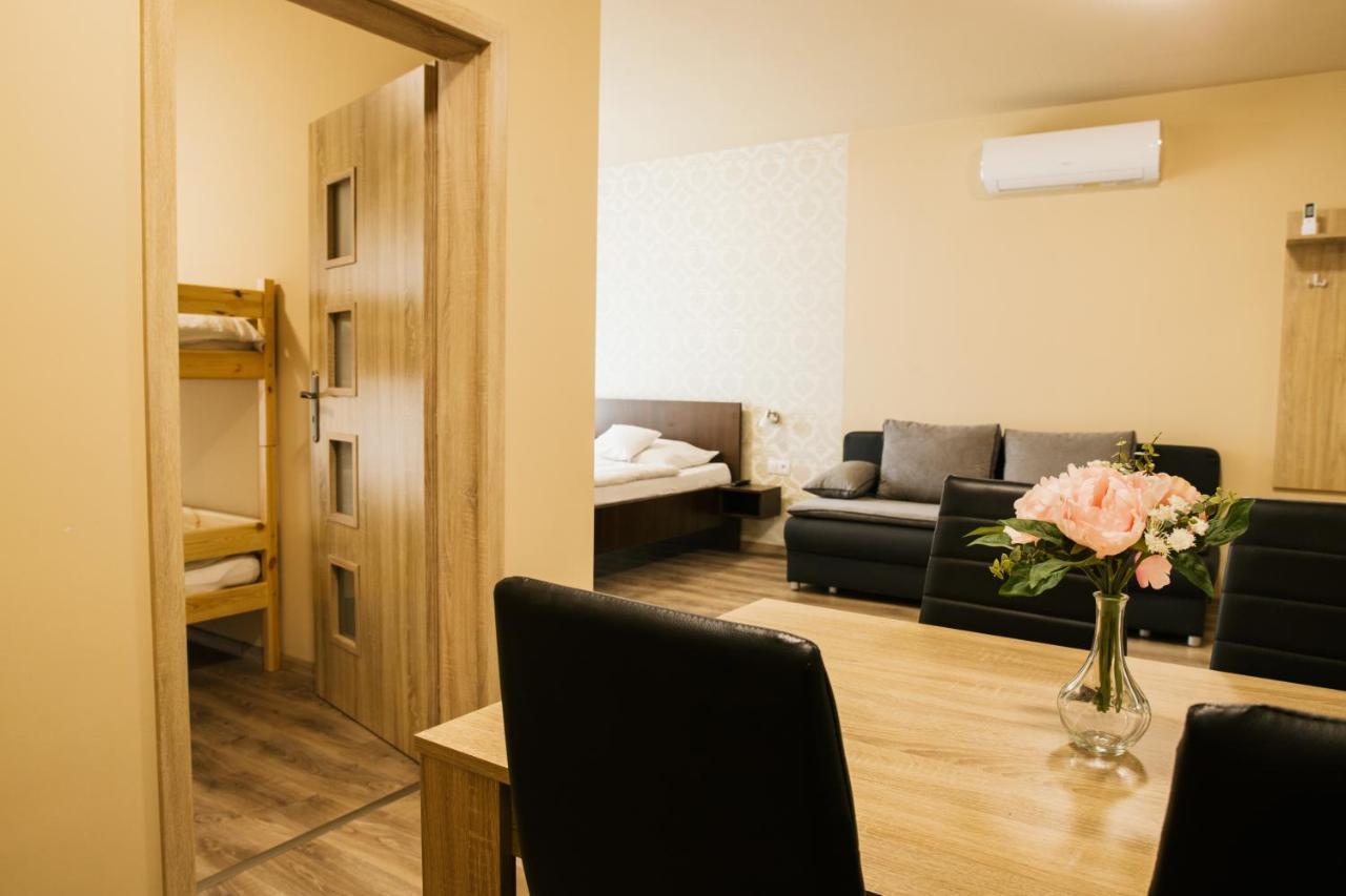 Jazmin Apartmany Veľký Meder المظهر الخارجي الصورة